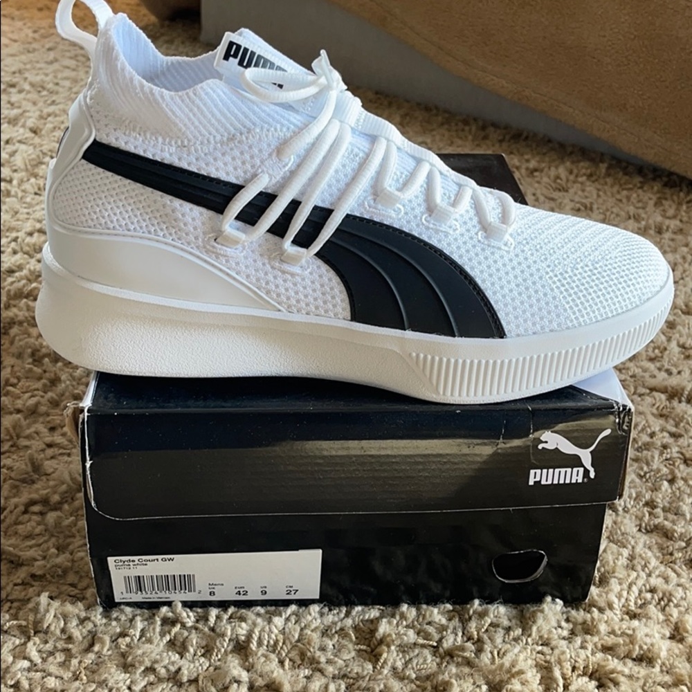 Puma Sneakers